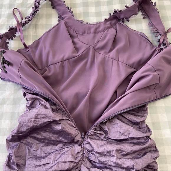 Stunning BCBGMAXAZRIA mini dress purple metallic dress silky bodycon wisteria 6 - Picture 10 of 15